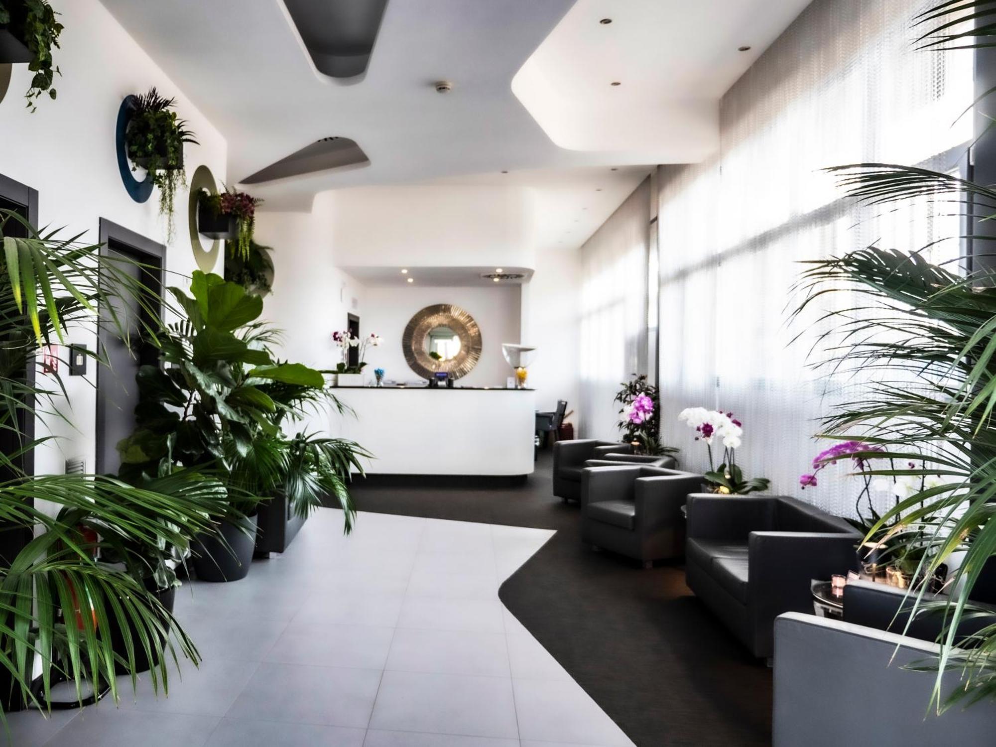 Loto Business Hotel โรม ภายนอก รูปภาพ