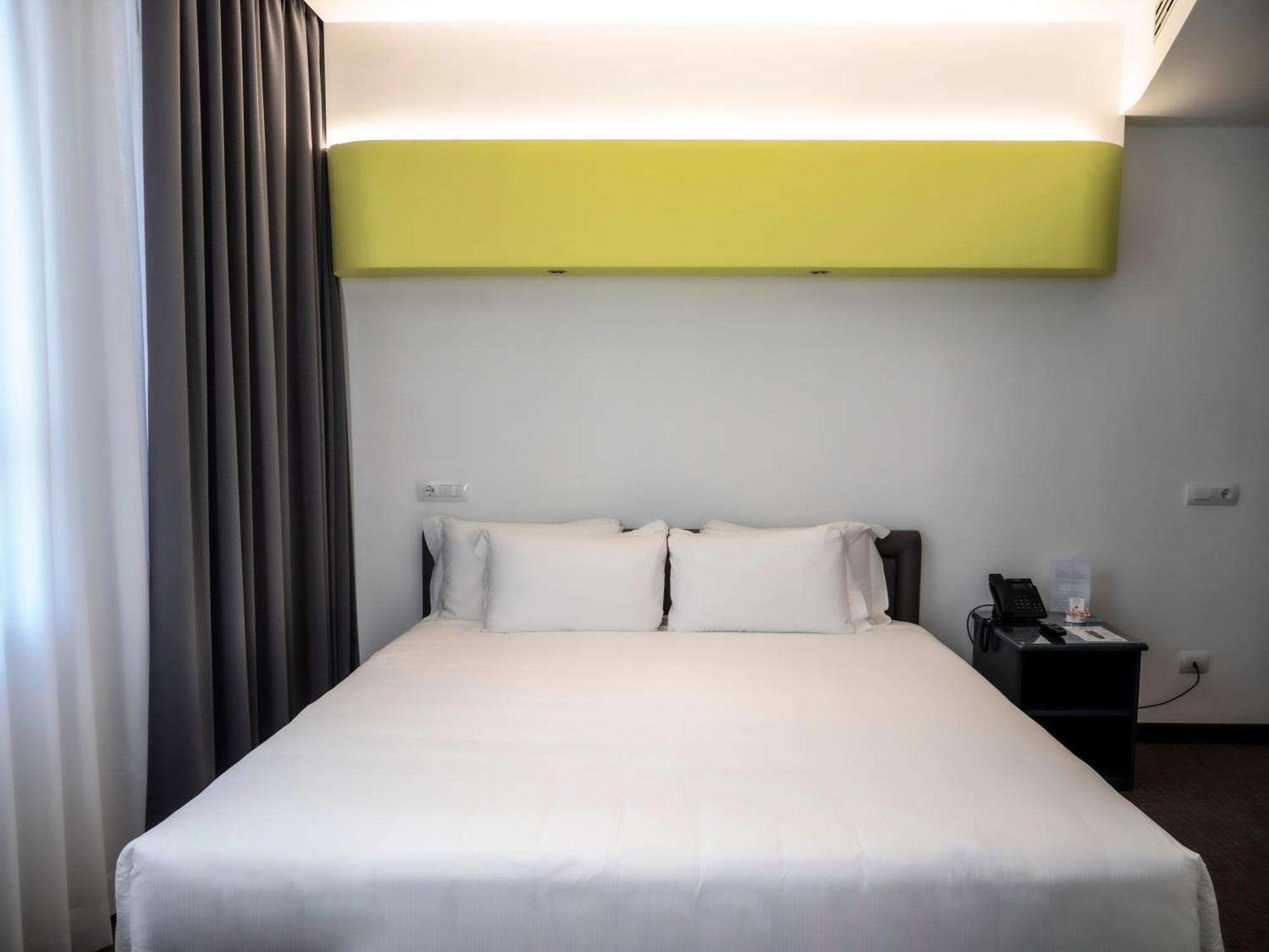 Loto Business Hotel โรม ภายนอก รูปภาพ